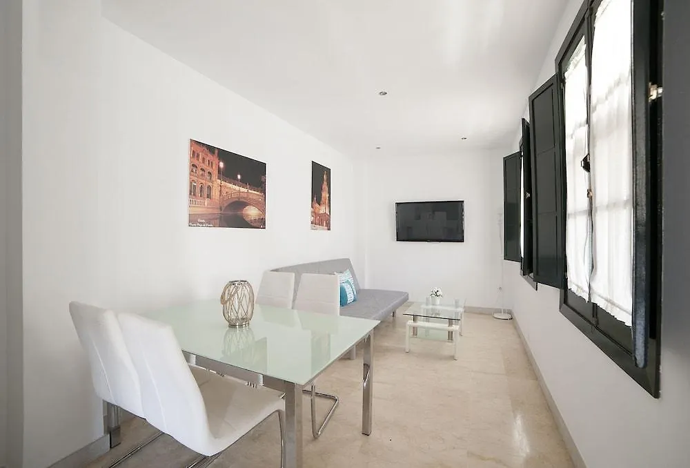 Apartment Corral De Los Chicharos Seville Spain