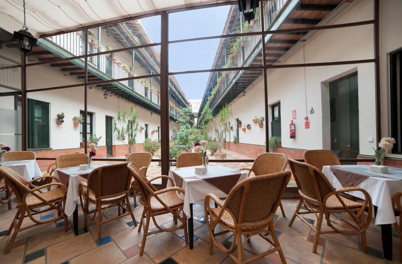 Corral De Los Chicharos Apartment Seville